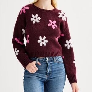 SO Crewneck Drop-Shoulder Pullover Cropped Sweater, Maroon Wine Flowers, Size XS